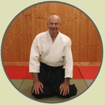 Dr. Hans Baierl 4. Dan Aikikai So Honbu Tokio